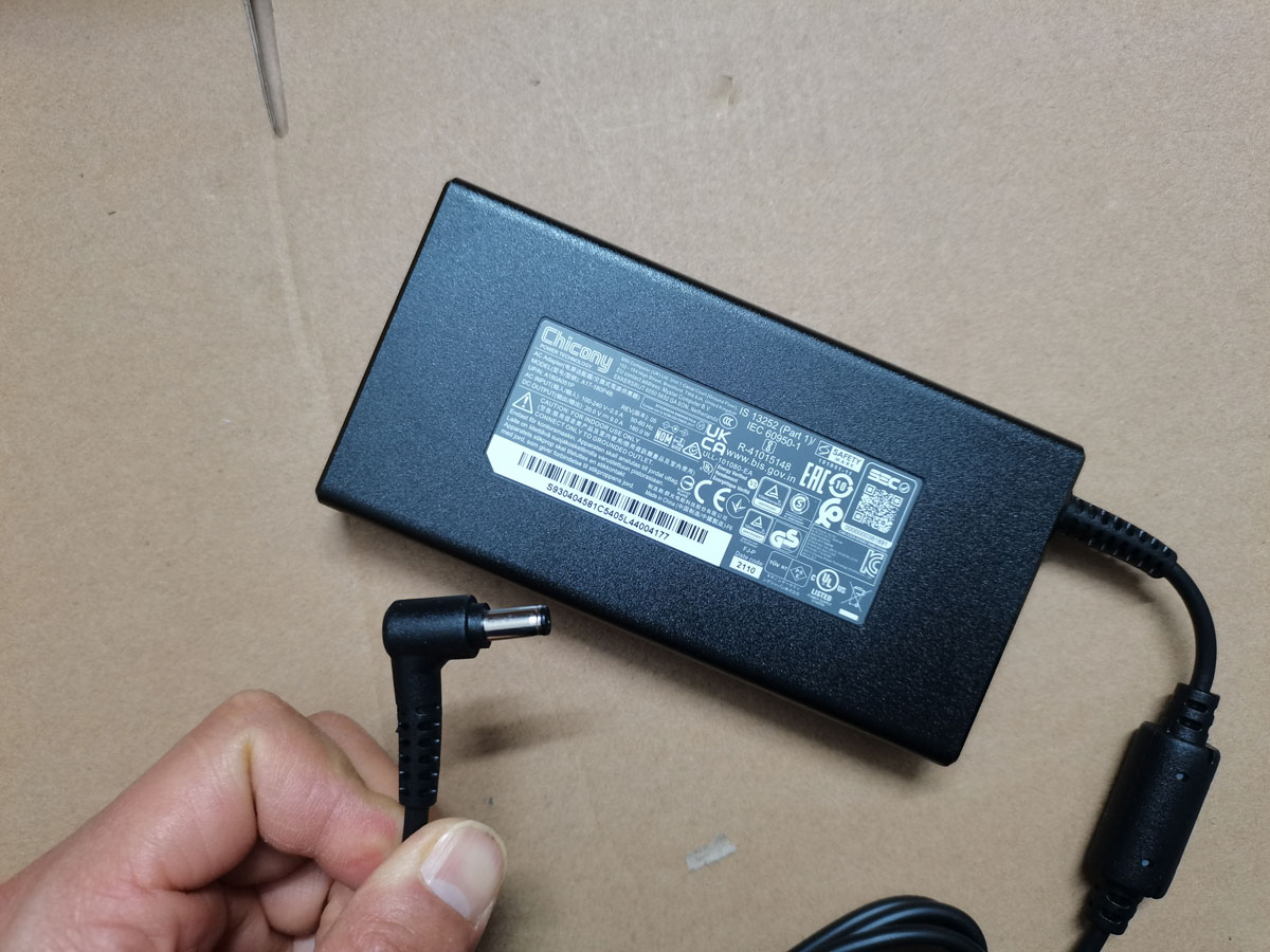 NEW OEM Slim Chicony 20.0V 9.0 – Pc Gaming Msi recenzja i cena